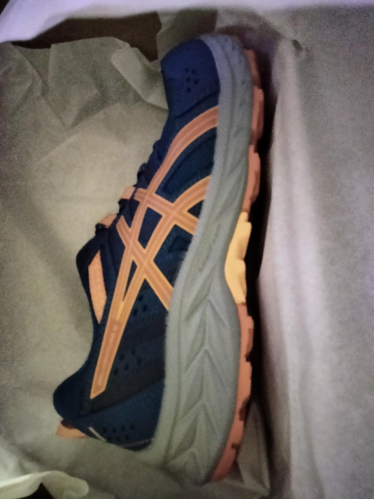 ASICS Gel-Venture 9 midsole technology showing GEL cushioning system