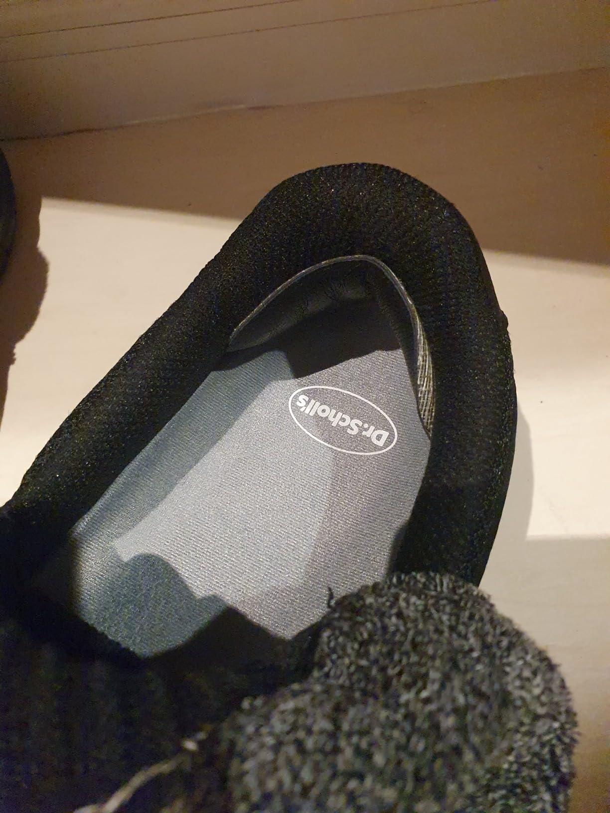 Heel pads performance testing showing different shoe types and usage scenarios