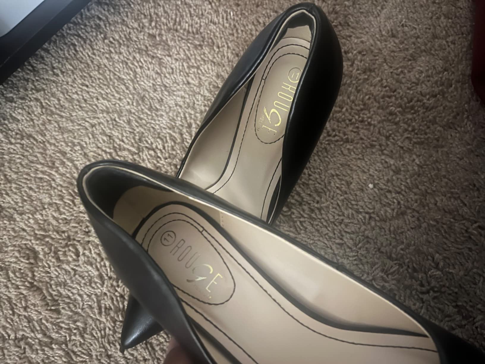 Marketing claims verification showing before and after shoe fit with heel pads installed