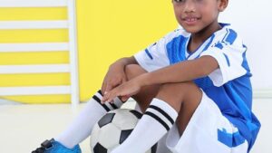 Brooman Kids Firm Ground Soccer Cleats Boys Girls Athletic Outdoor Football Shoes