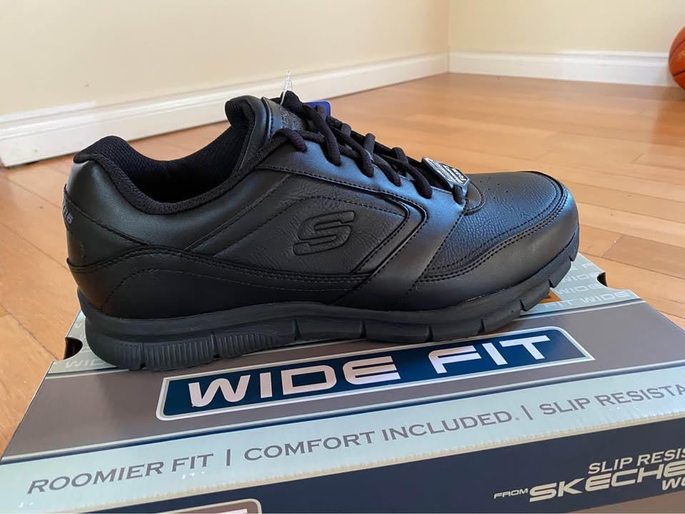 Skechers Men's Nampa Food Service Shoe black leather slip-resistant work shoe