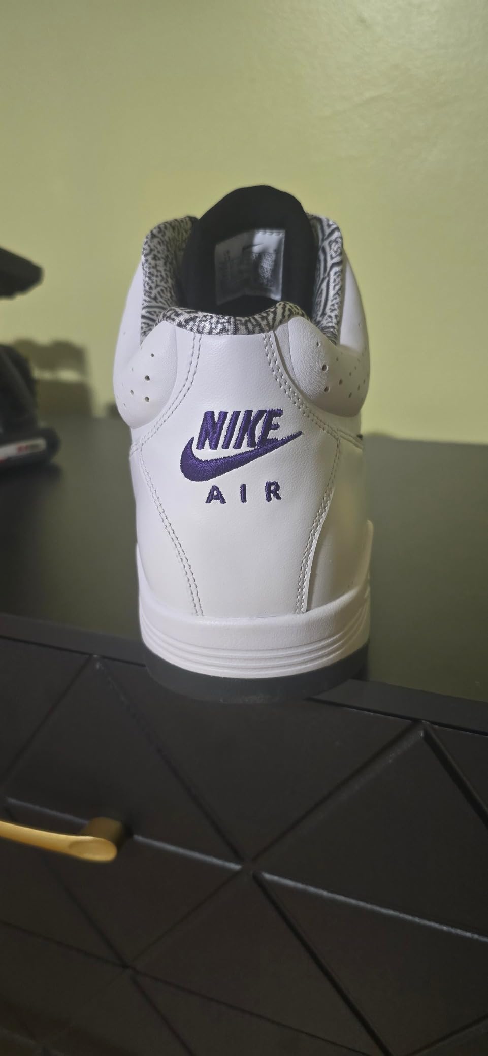 The rubber outsole of the Nike Air Flight Mid, showing the herringbone traction pattern.
