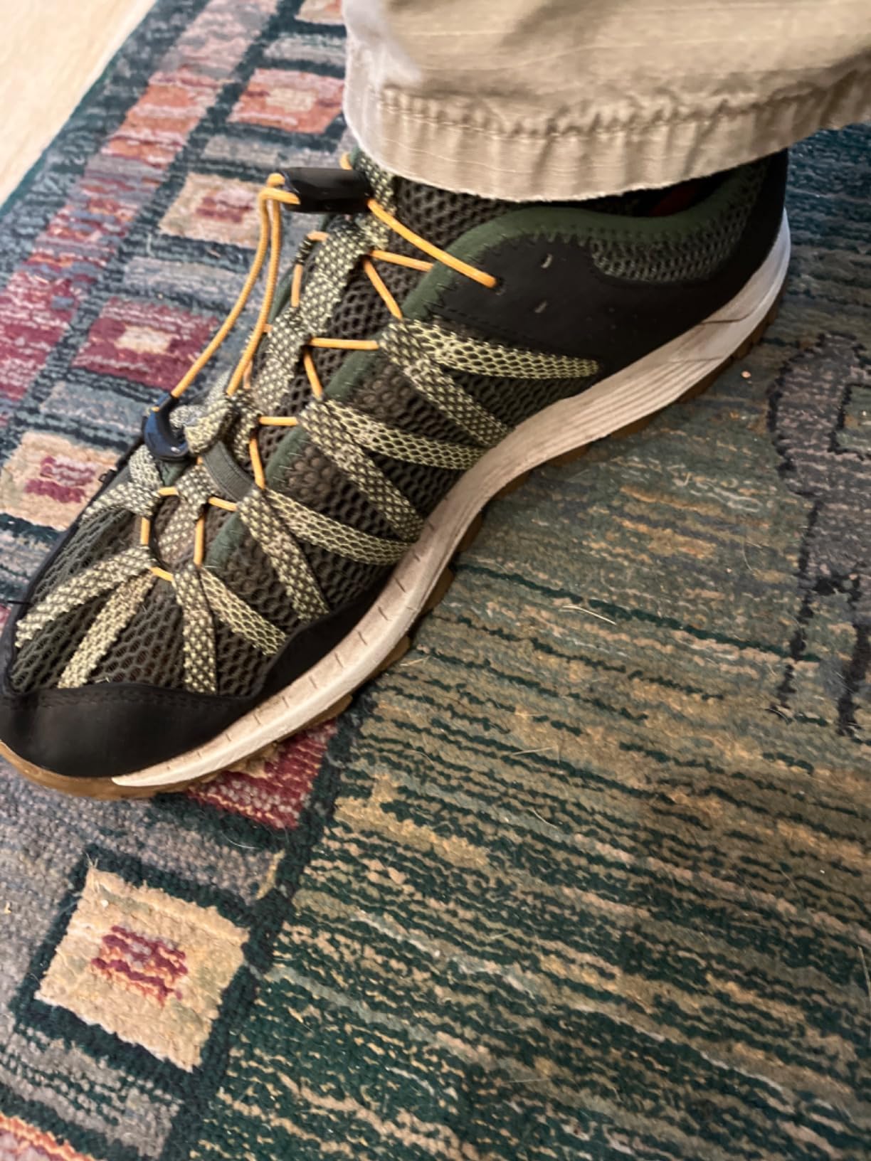 Merrell Wildwood Aerosport sole pattern showing aggressive tread design for multi-terrain grip