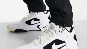 Nike Mens Kd Trey 5 Viiibasketball Shoes