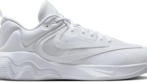 Nike Men's Three Quarters Tall Basketball Shoes Review