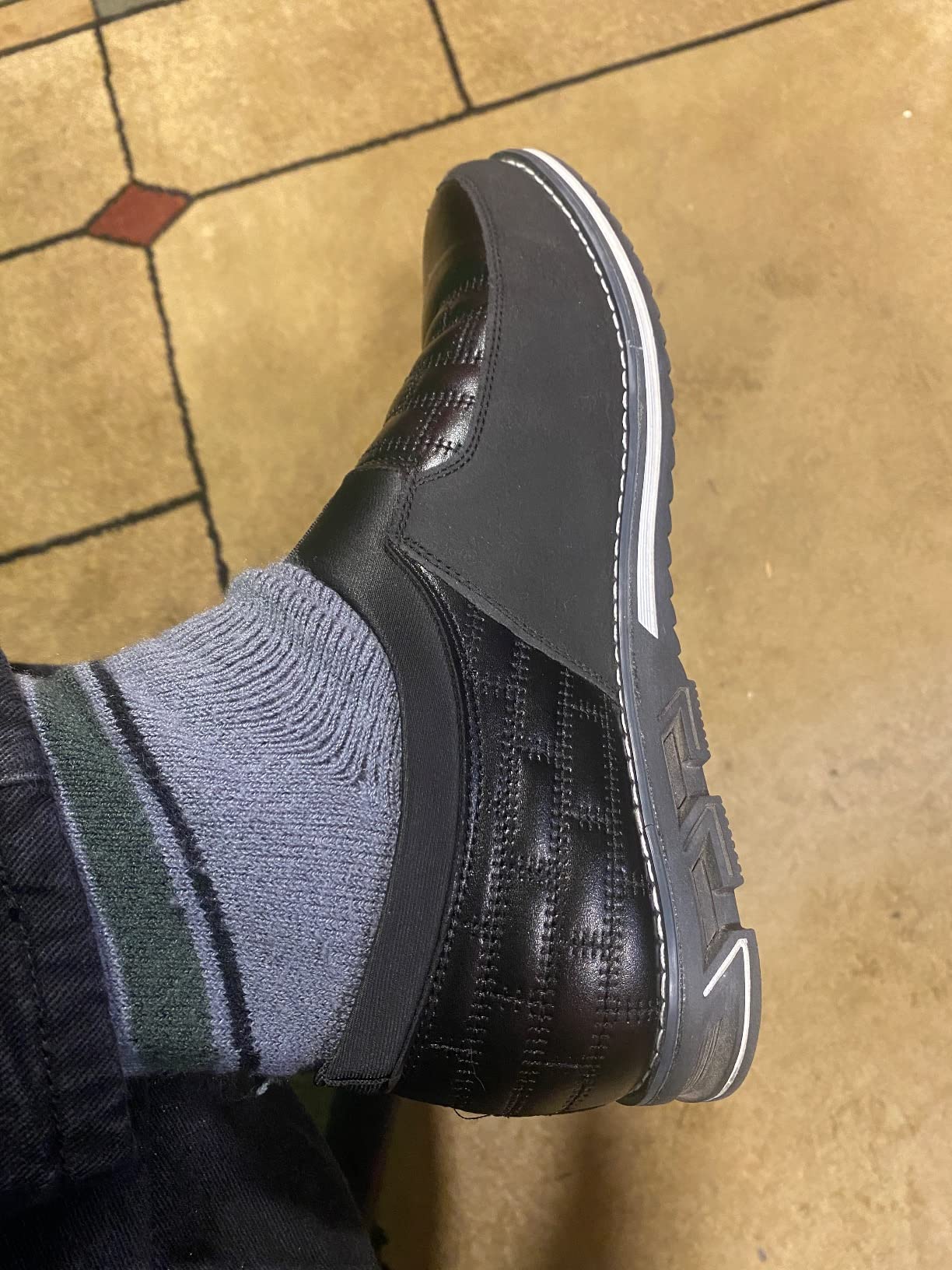 COSIDRAM shoes tested in various office environments showing versatility