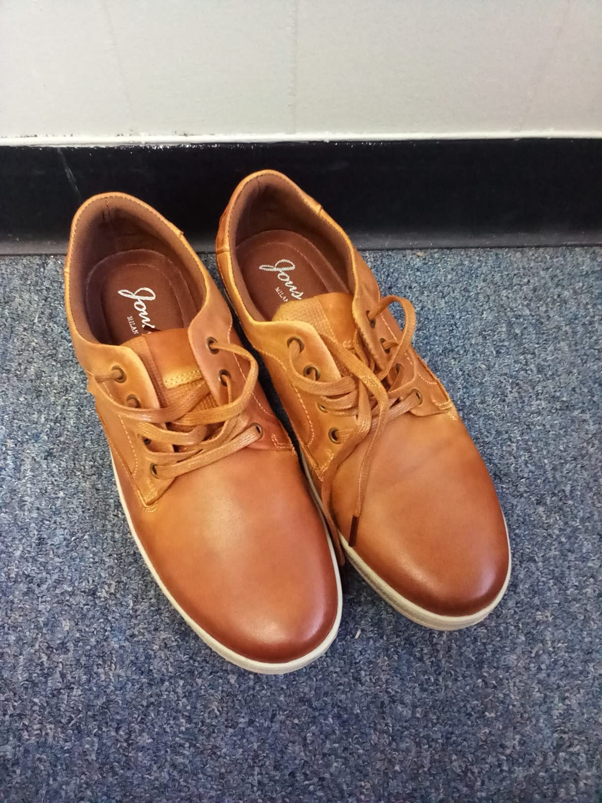 Jousen Men's Fashion Sneakers in redbrown leather profile view