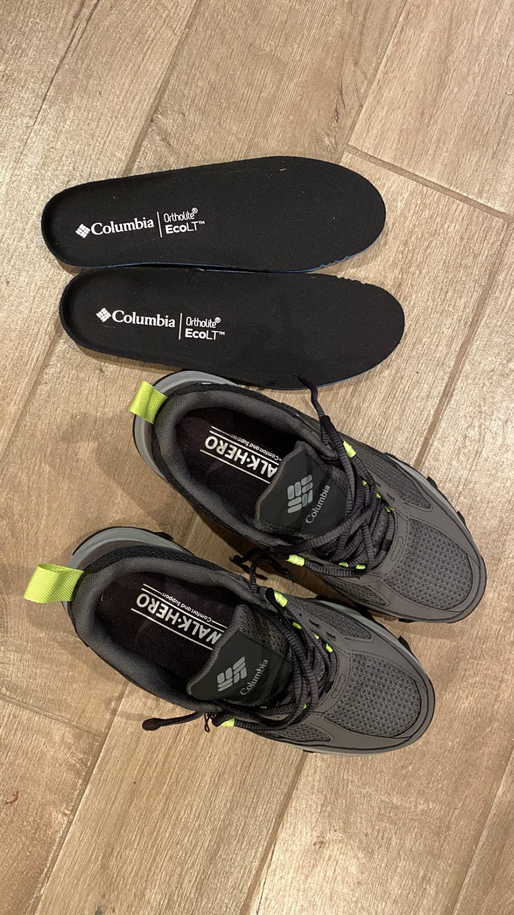 Columbia Hatana Max showing Adapt Trax outsole pattern with directional lugs for wet and dry traction