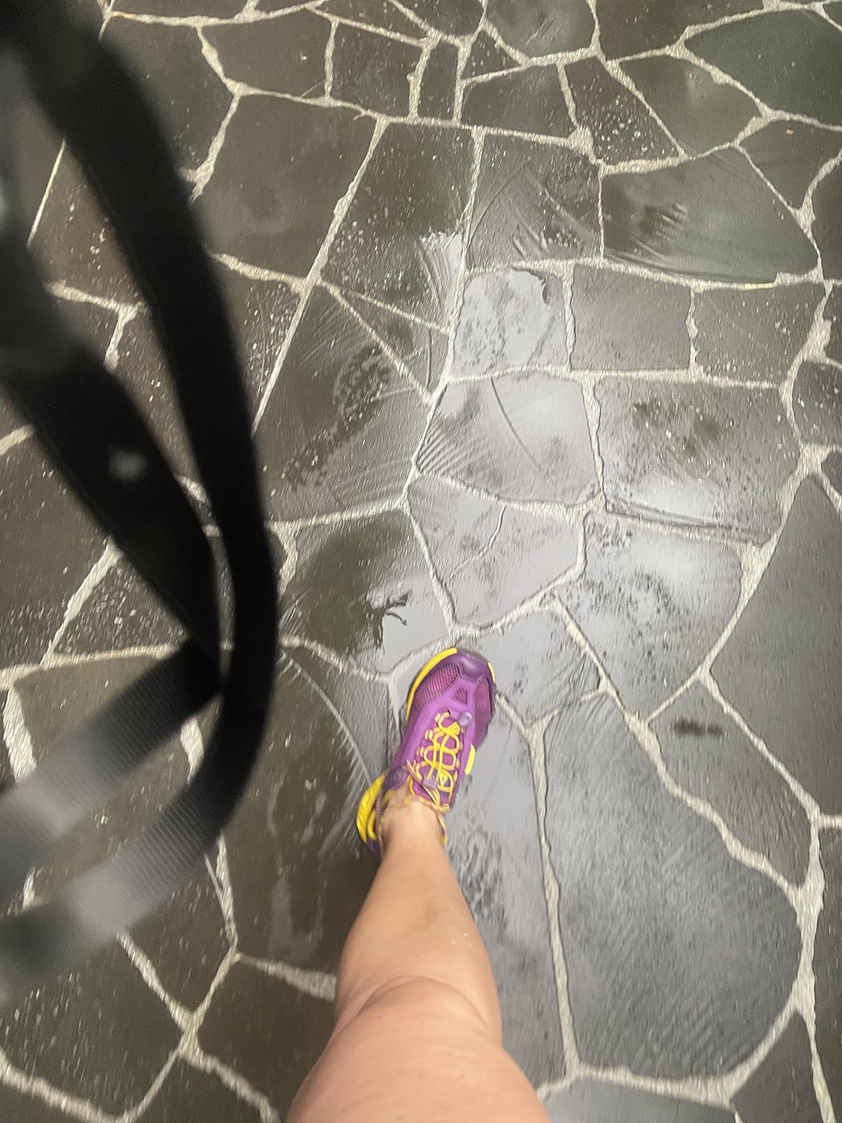 HUMTTO amphibious shoes in Costa Rica water setting showing wet performance