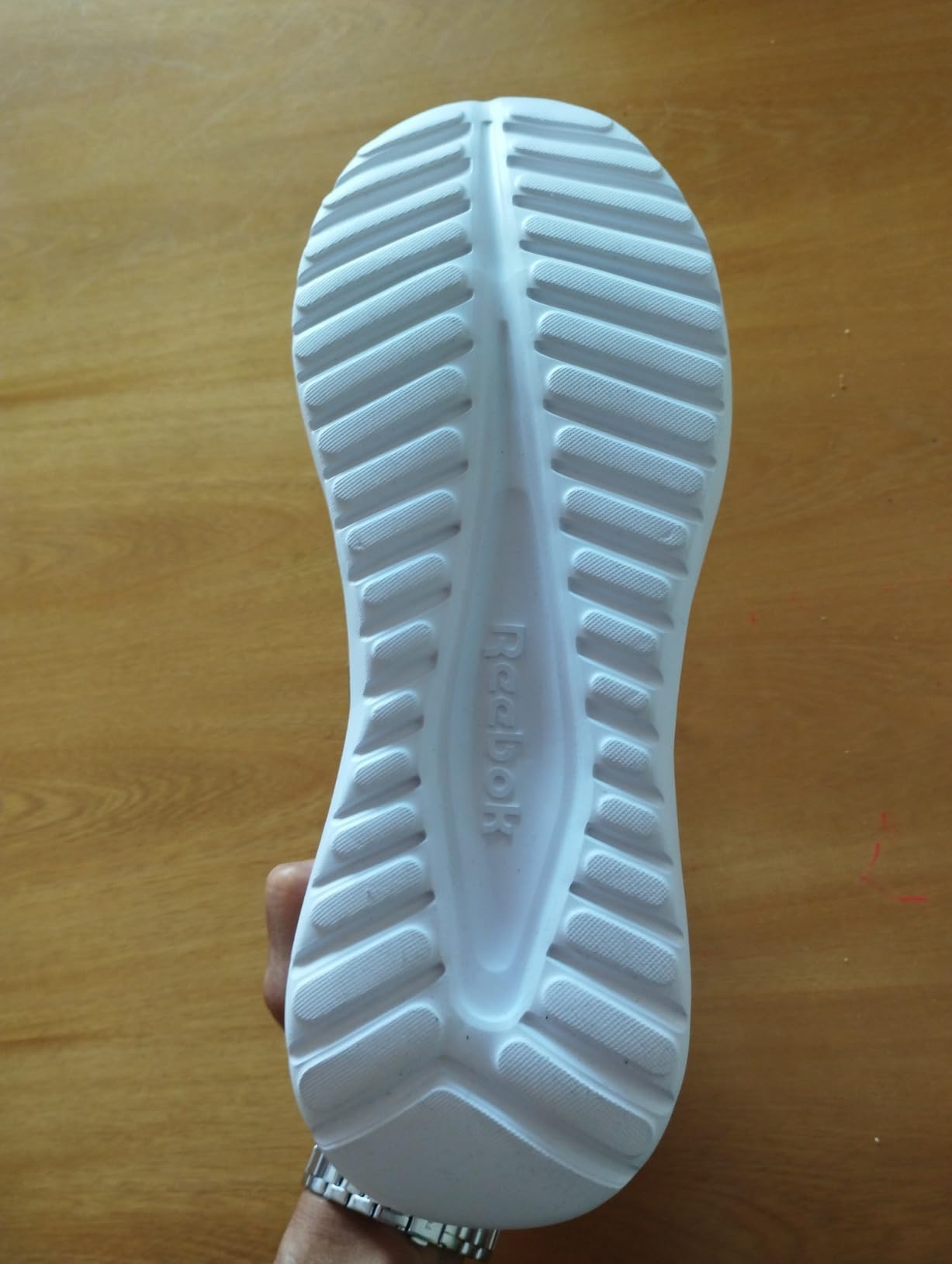 Reebok Energen Lux technical design features showing lightweight upper construction and durable EVA midsole