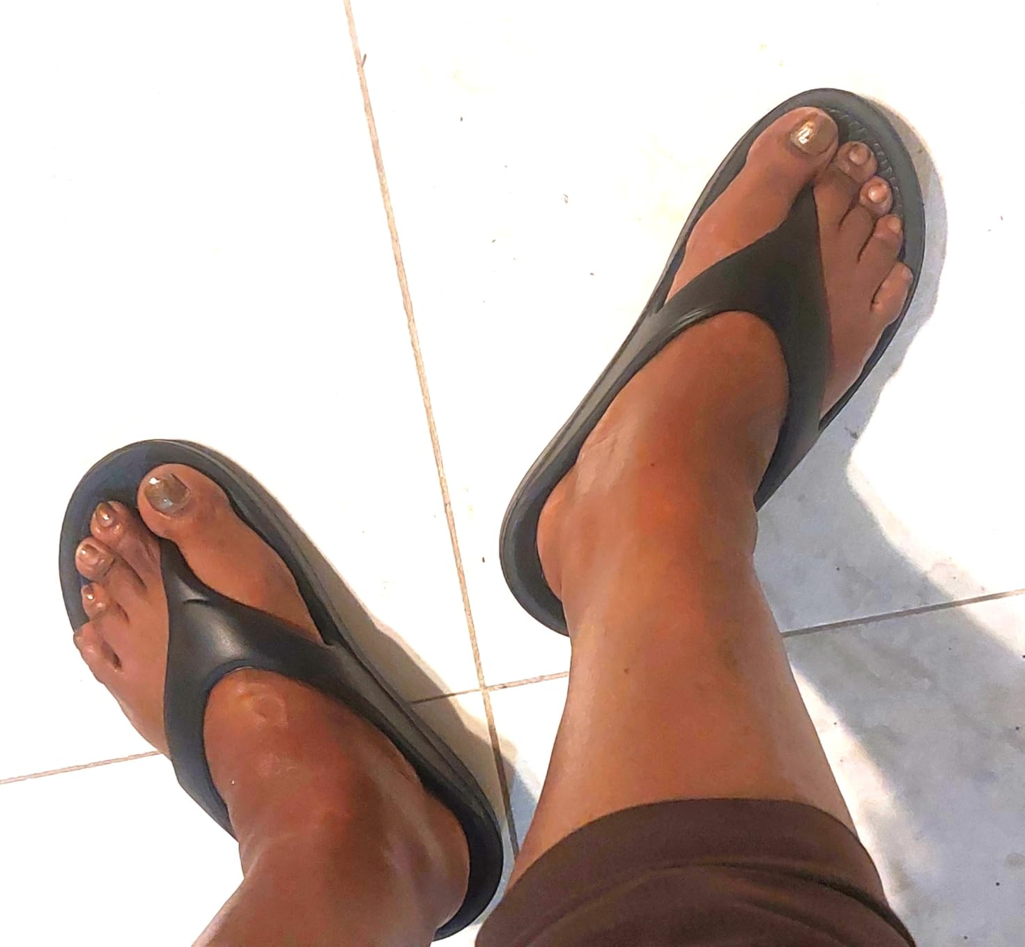 Close-up of Shevalues sandal arch support and cushioned footbed design