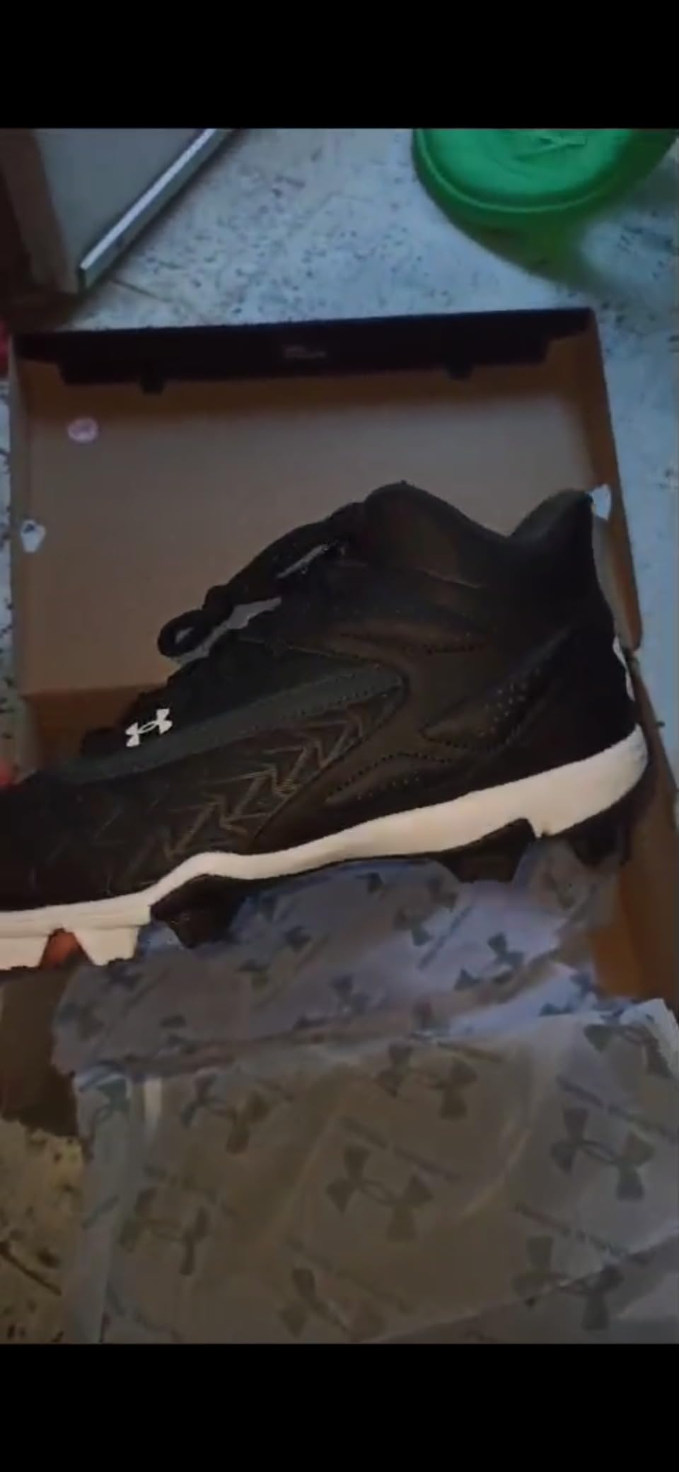 Under Armour Leadoff Mid 3.0 baseball cleats showing multiple angles and royal blue colorway for final review summary