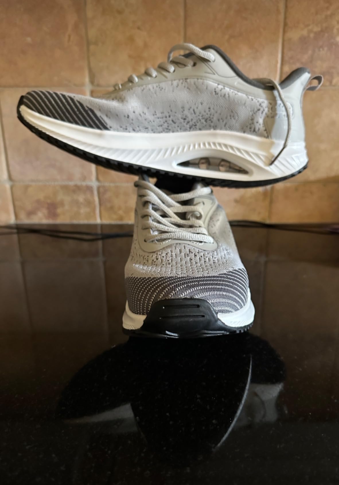 RomenSi womens arch support walking shoes in grey and pink colorway showing breathable mesh upper and air cushion sole