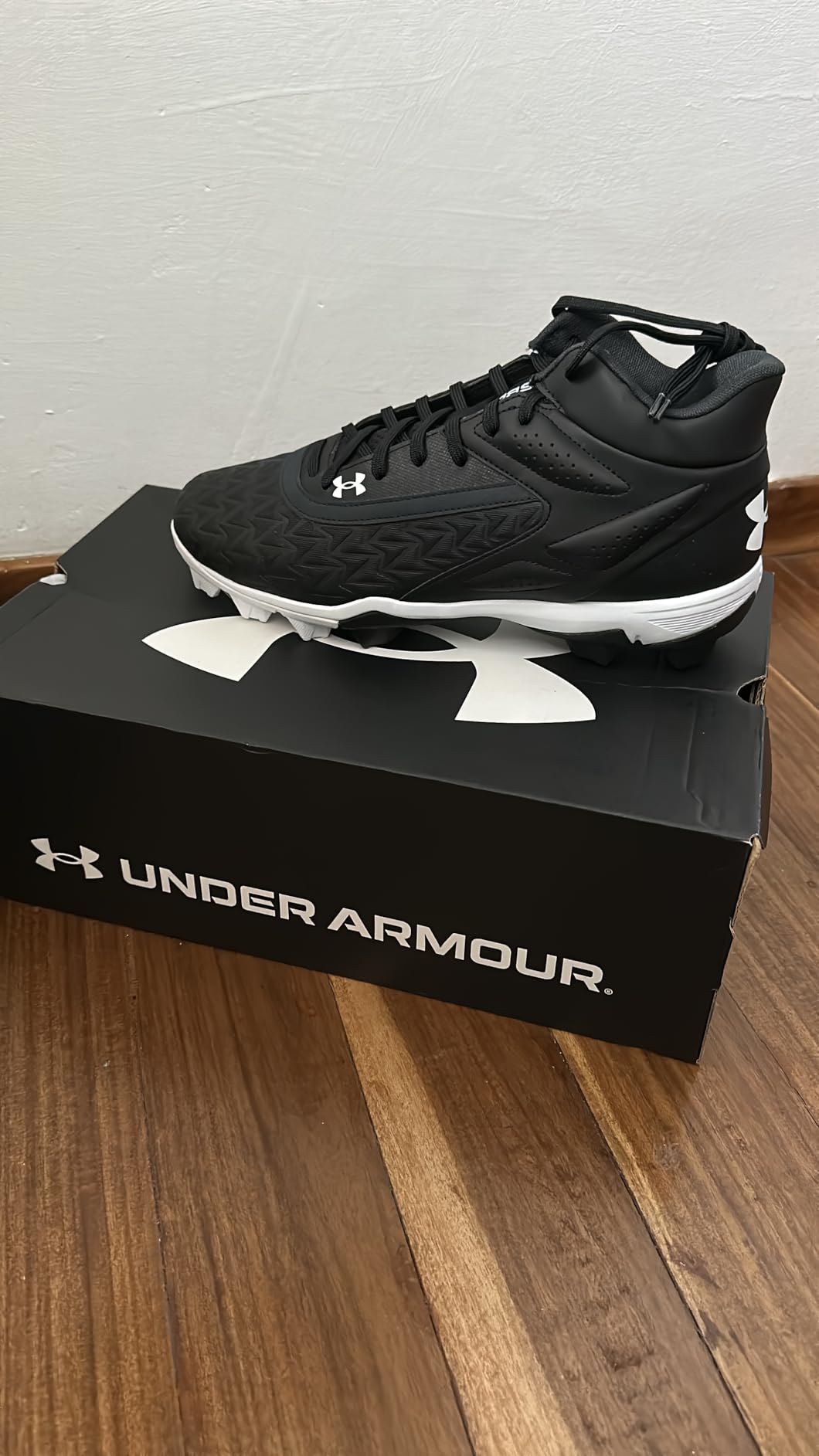 Under Armour Men's Leadoff Mid 3.0 Baseball Cleat in royal blue and white colorway showing mid-top ankle support design