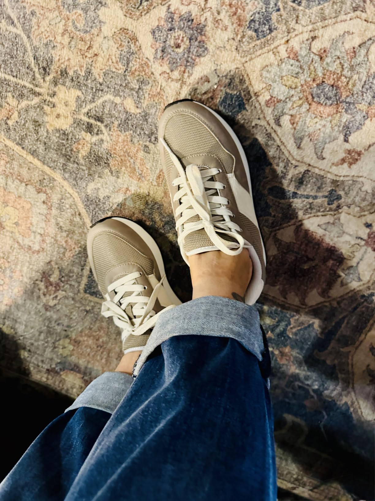 DREAM PAIRS Women Platform Sneakers in grey colorway showing retro design with mixed materials