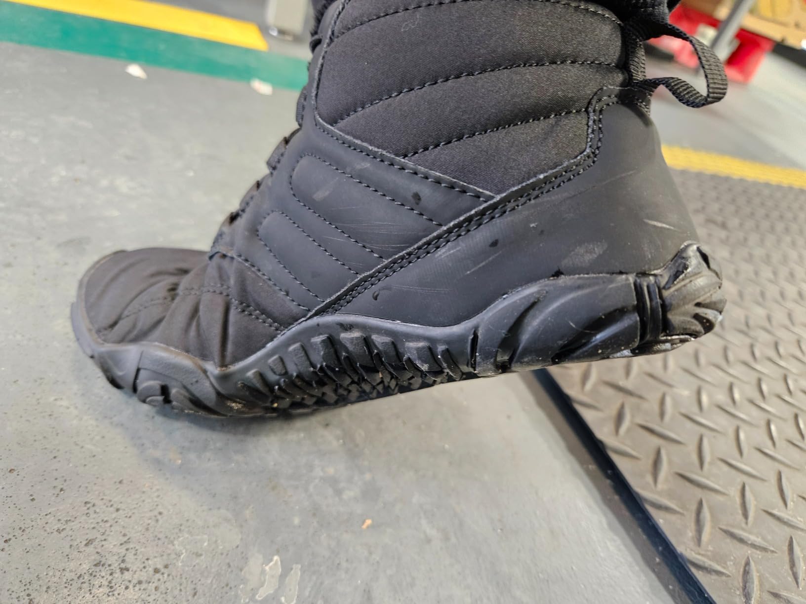 Winter Hike Barefoot Boots Women's front view showing wide toe box design