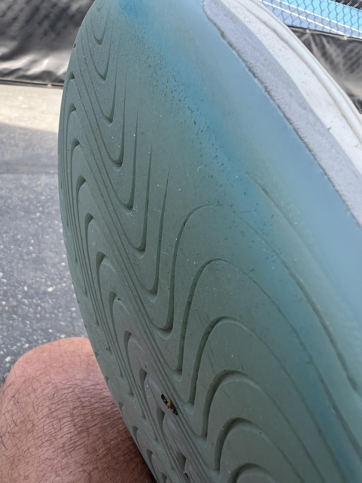 New Balance 996 V5 outsole showing wear patterns after 12 weeks pickleball testing