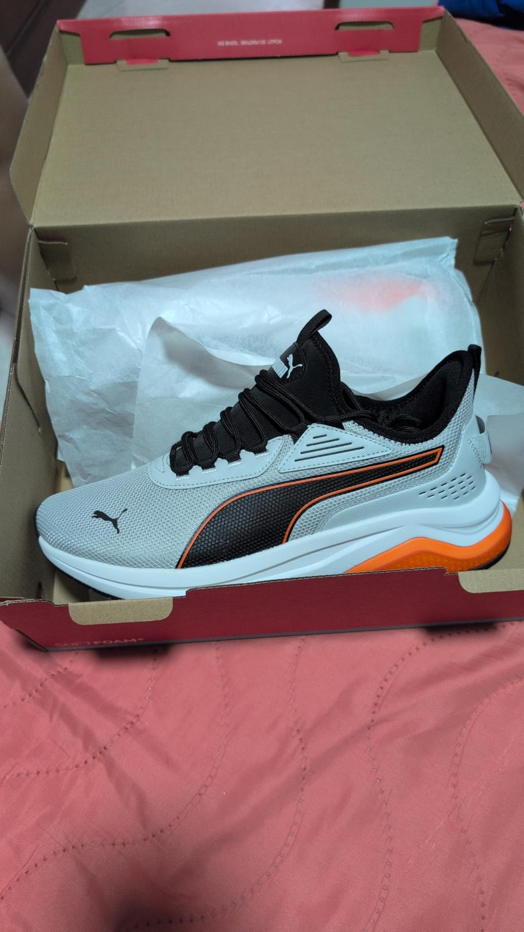 PUMA Men's Amplifier Sneaker detailed view of mesh upper and heel bubble technology