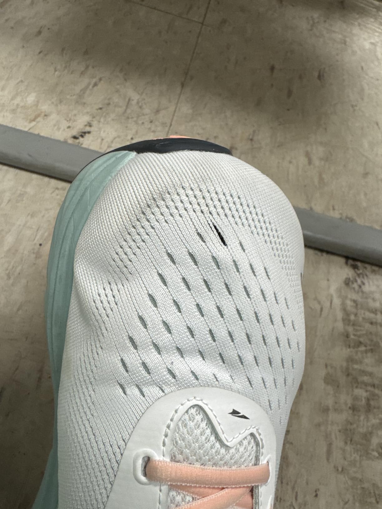 Altra Via Olympus 2 midsole profile showing 35mm EGO MAX foam stack and rocker geometry