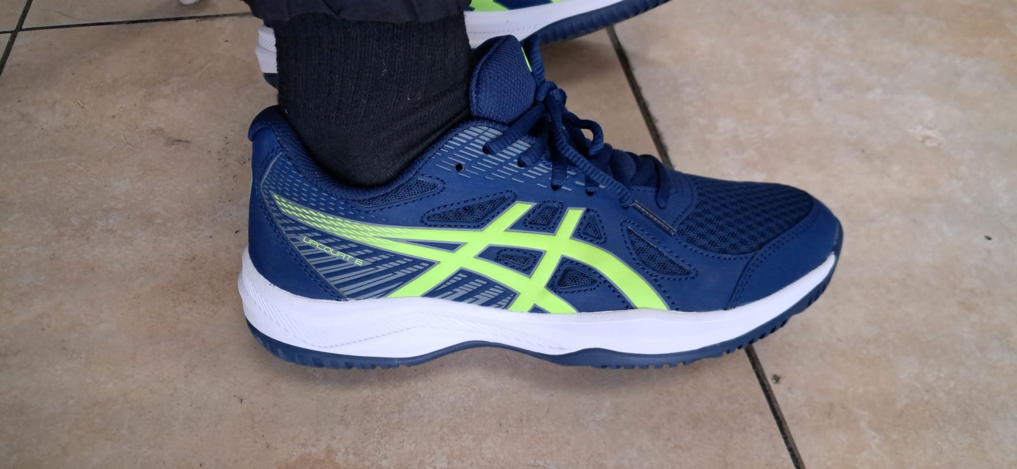 ASICS Upcourt 6 full shoe collection showing different angles and design details