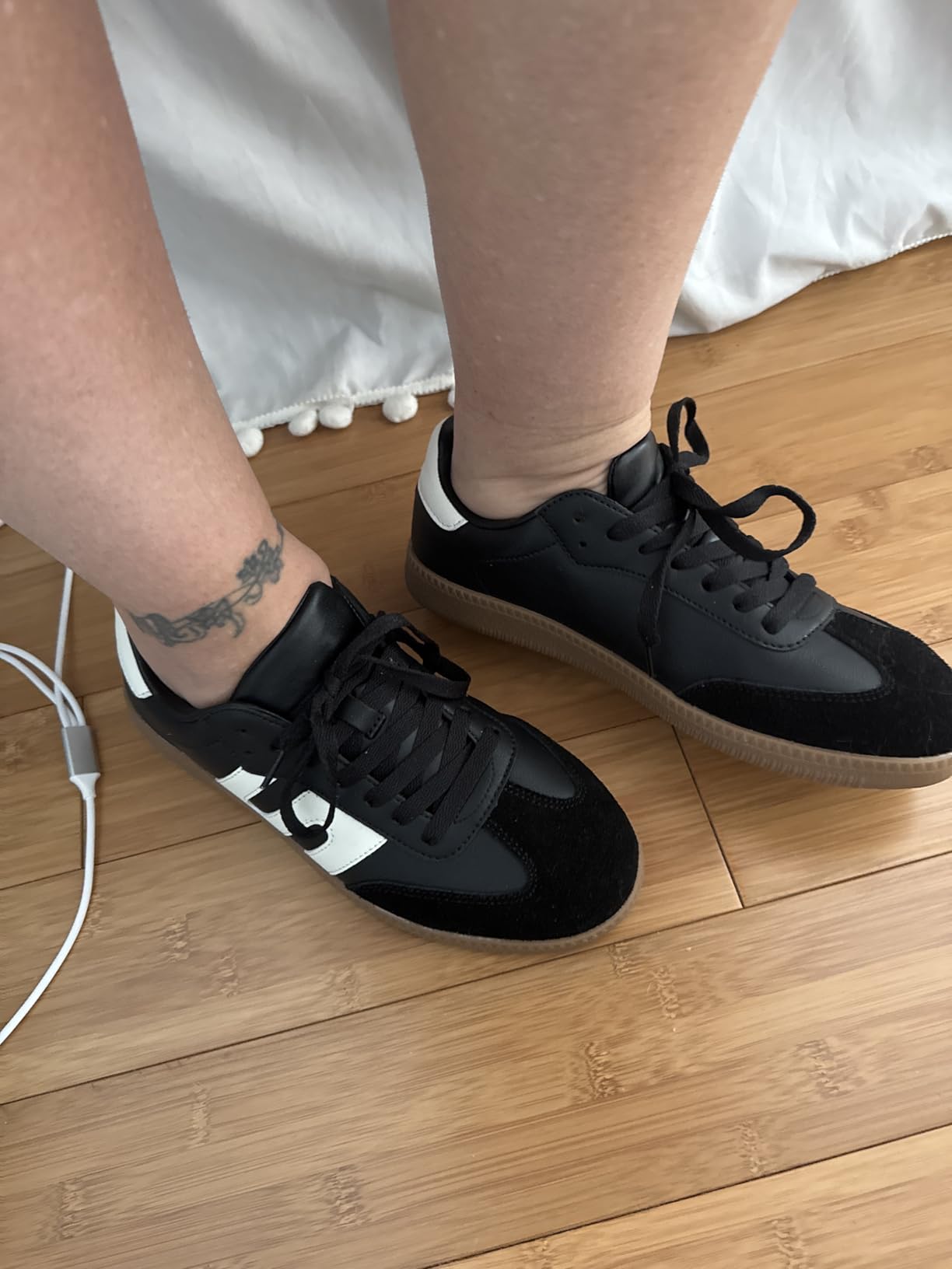 DREAM PAIRS Nia Women's Retro Fashion Sneakers