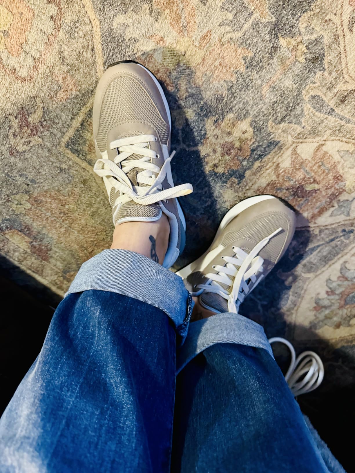 DREAM PAIRS platform sneakers styled with casual outfit showing versatile retro aesthetic