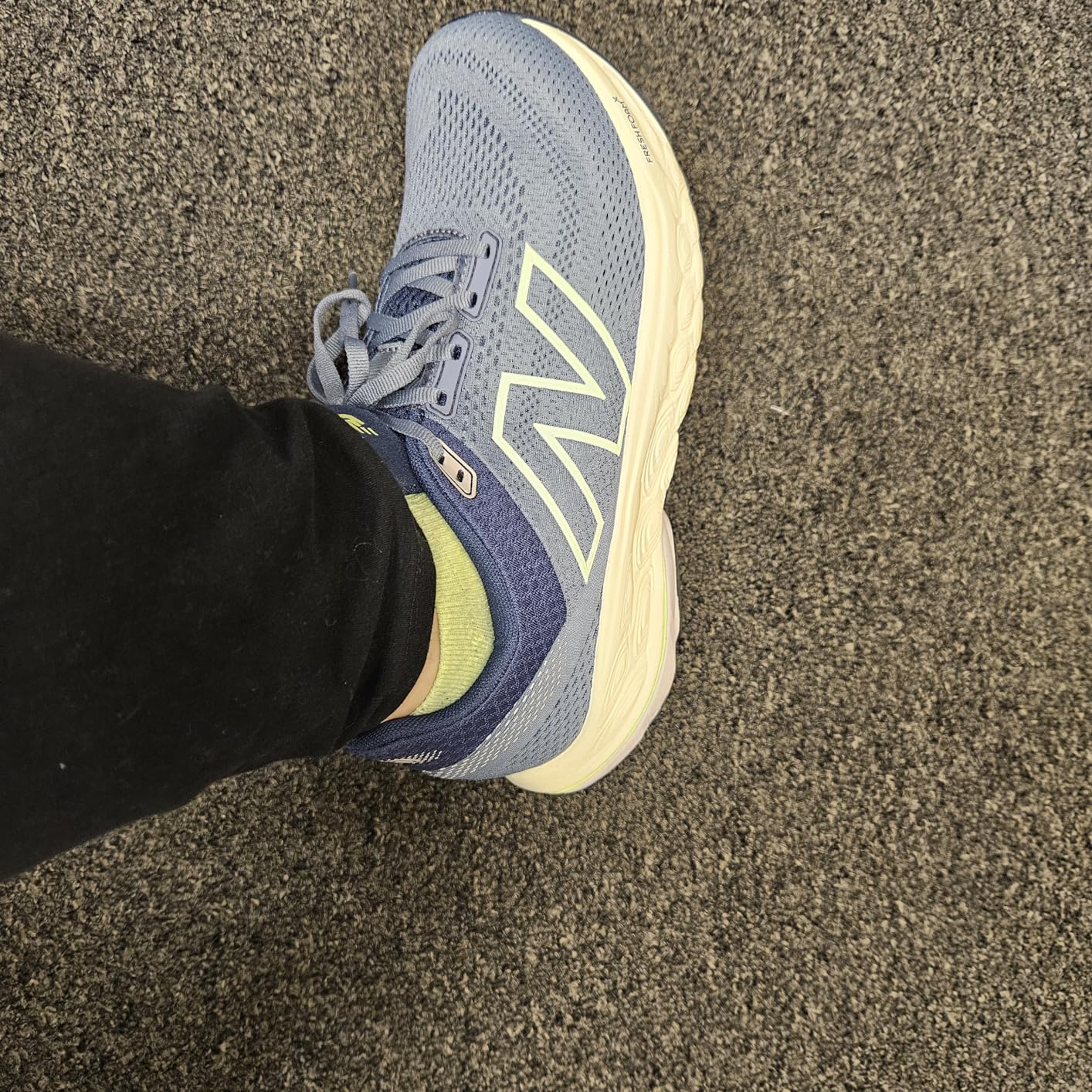 New Balance 860 V14 outsole featuring blown rubber traction pattern and exposed midsole sections for flexibility