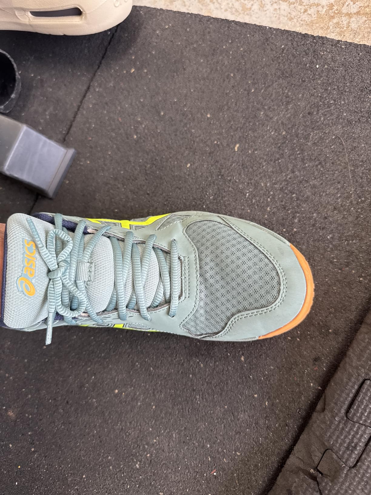 ASICS Men's Upcourt 6 Volleyball Shoes white indigo fog colorway showing mesh upper and court sole