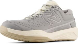 New Balance Men's 696 V5