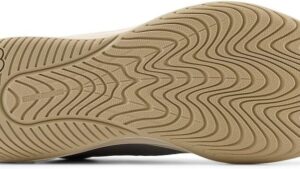 New Balance Men's 696 V5