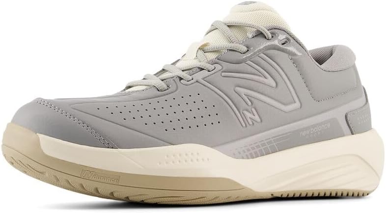 New Balance Men's 696 V5