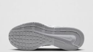 Nike Women's Run Swift 3 Road Running Shoes