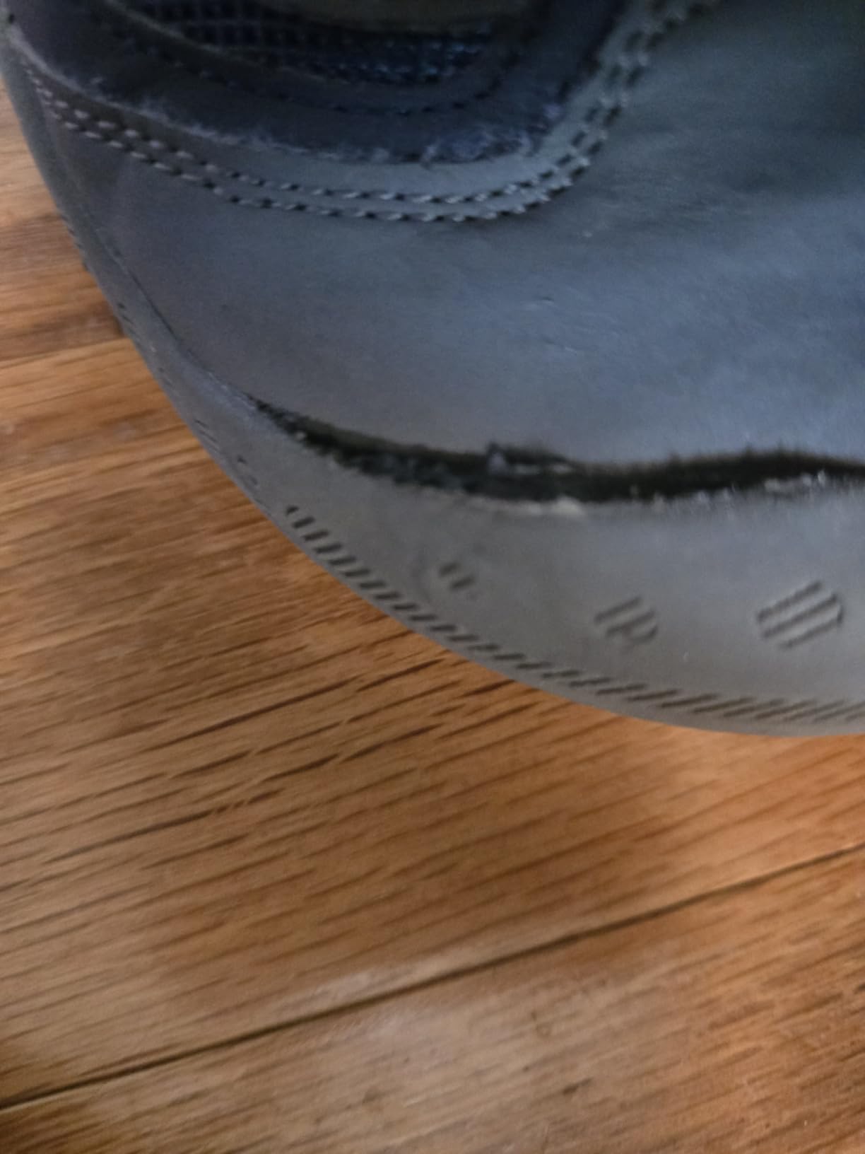 Final assessment of Mishansha kids hiking boots showing wear patterns and overall performance after extended testing