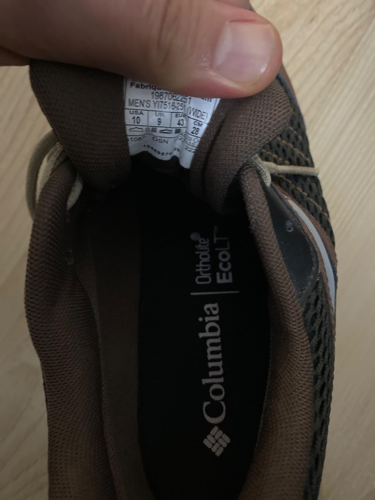 Columbia Men's Plateau Waterproof Hiking Shoe in Bison Brown and Warm Copper colorway shown from a 45-degree angle