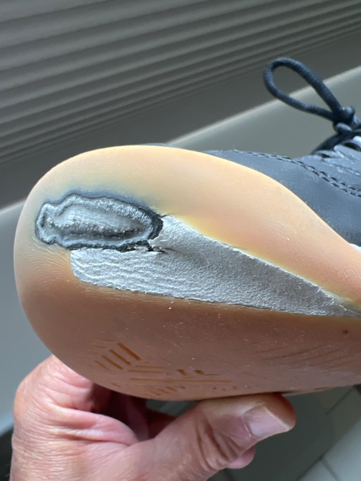 Additional wear pattern example from customer reviews showing common durability issues