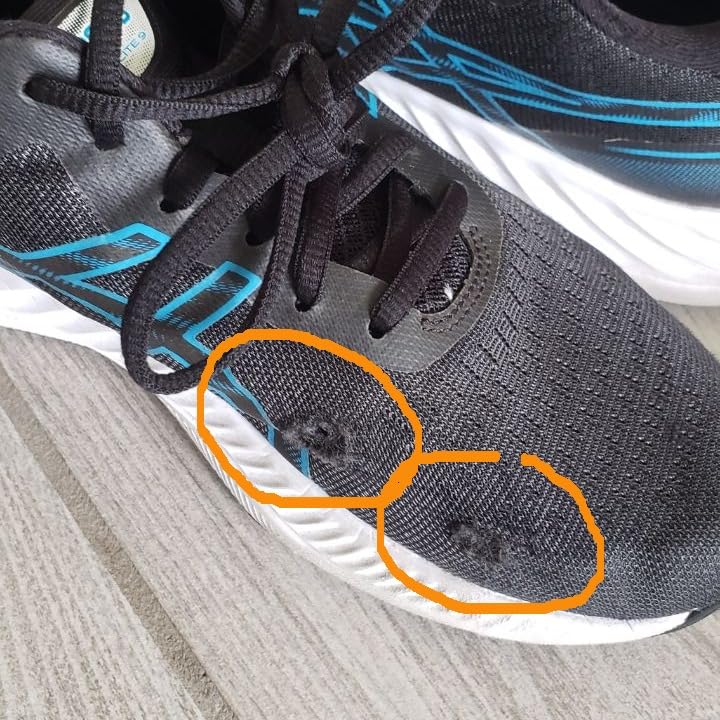 ASICS Gel-Excite 9 comparison view showing design elements and real-world wear patterns