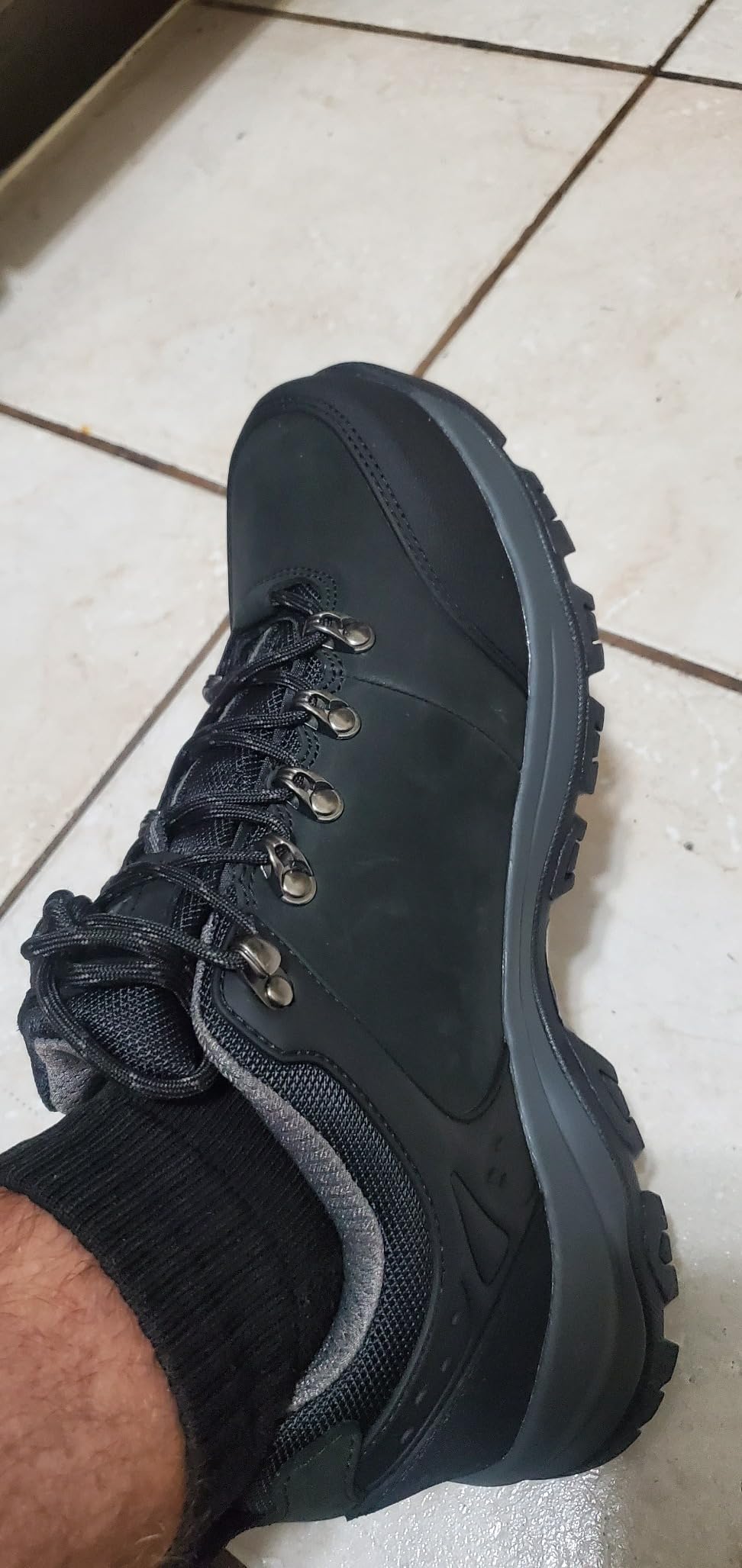 CAMEL CROWN hiking shoes side profile showing leather upper and sole construction details for budget hiking