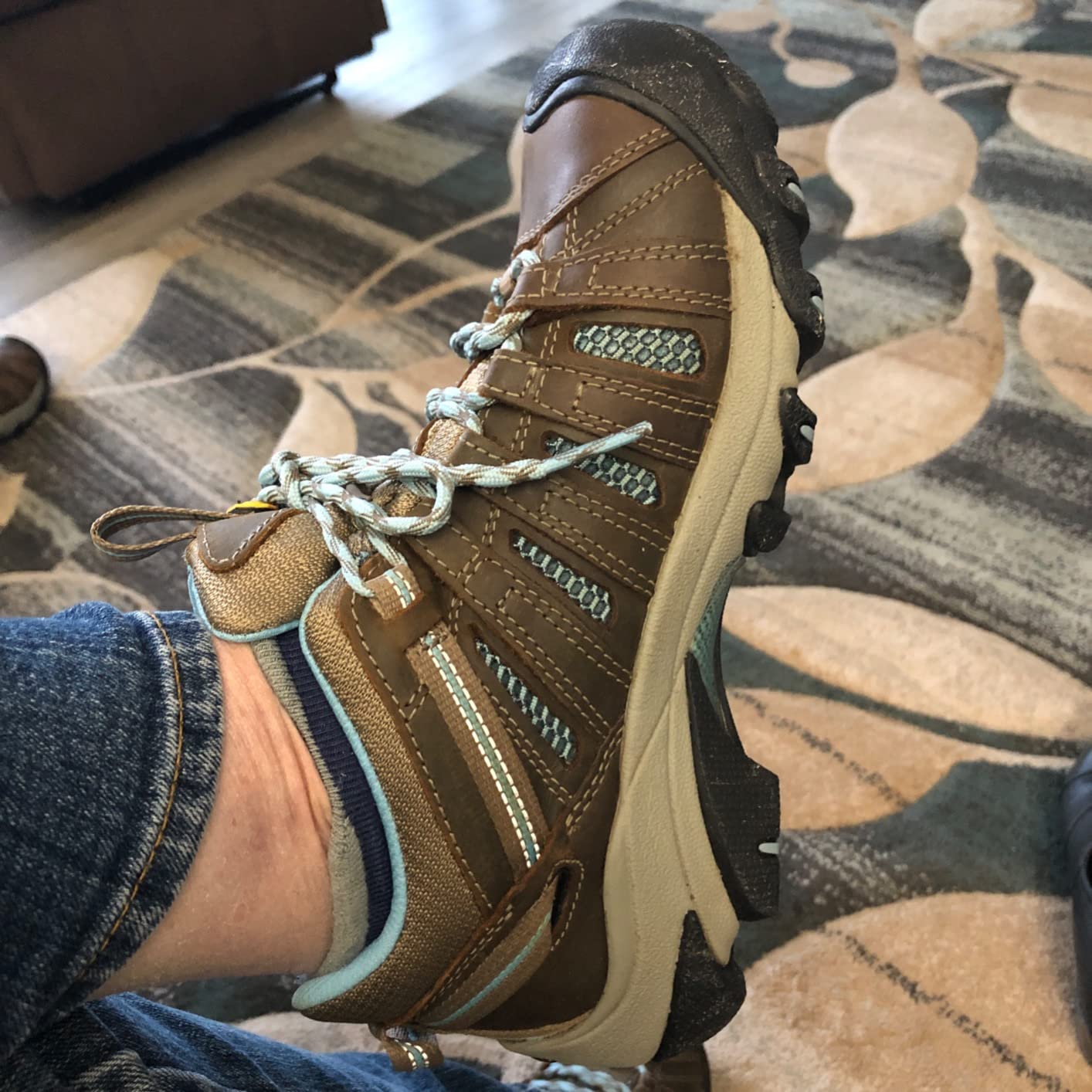 KEEN Voyageur detail showing lacing system ghillie design and heel capture technology