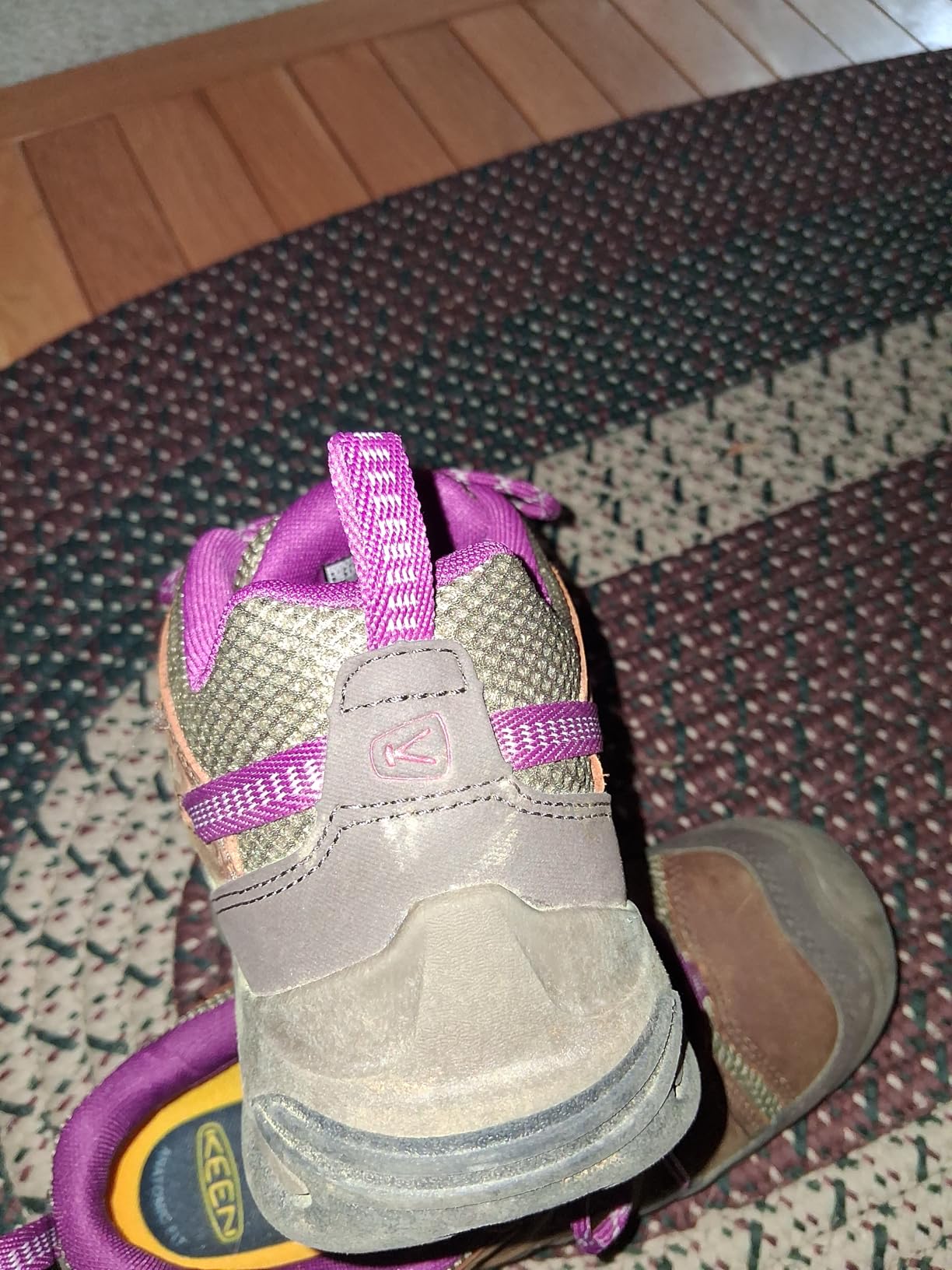 KEEN Women's Circadia Vent hiking shoe in Syrup Boysenberry colorway — full shoe view showing leather upper and mesh ventilation panels