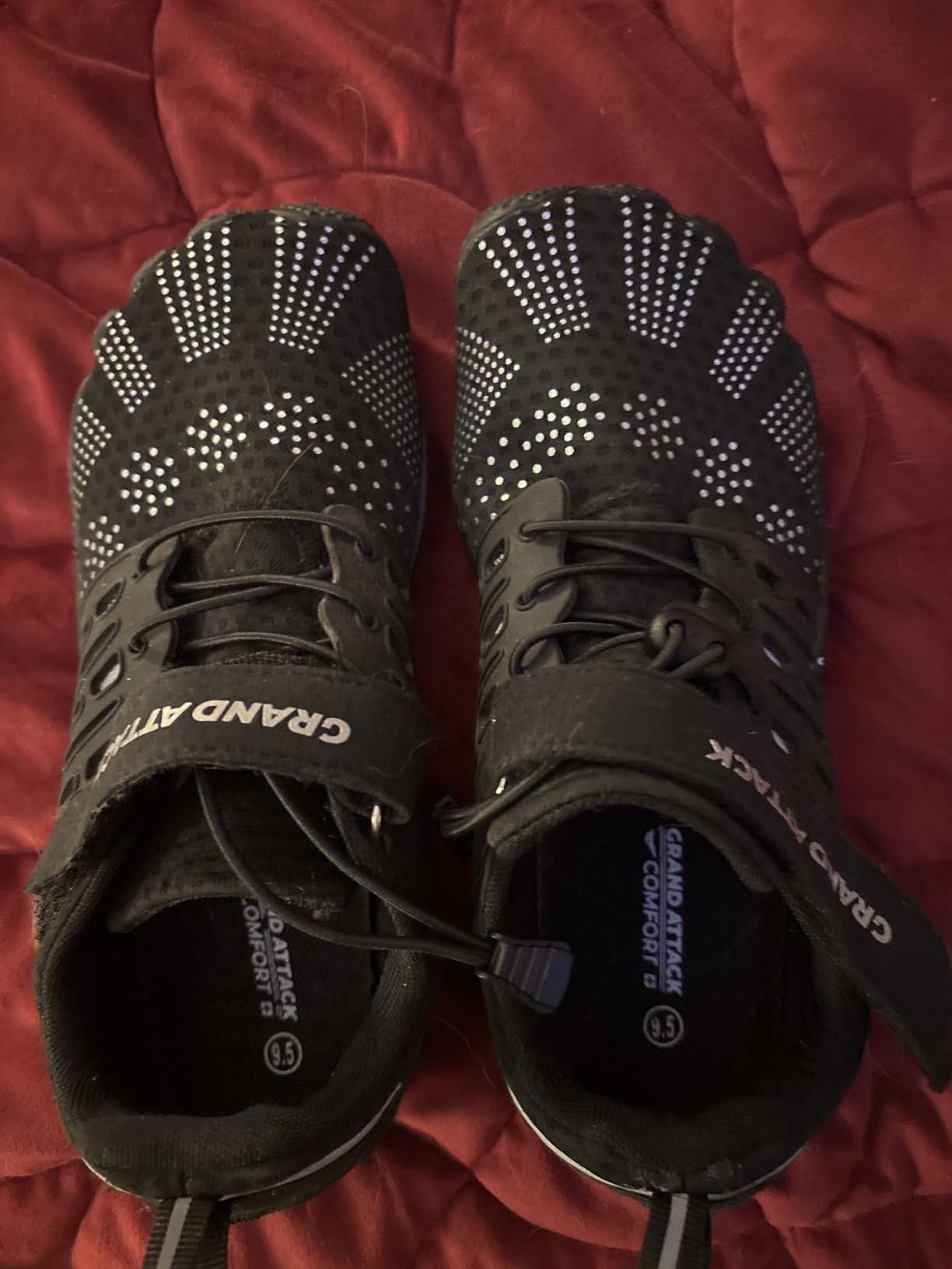 Grand Attack barefoot shoes during gym workout showing flexibility and ground contact