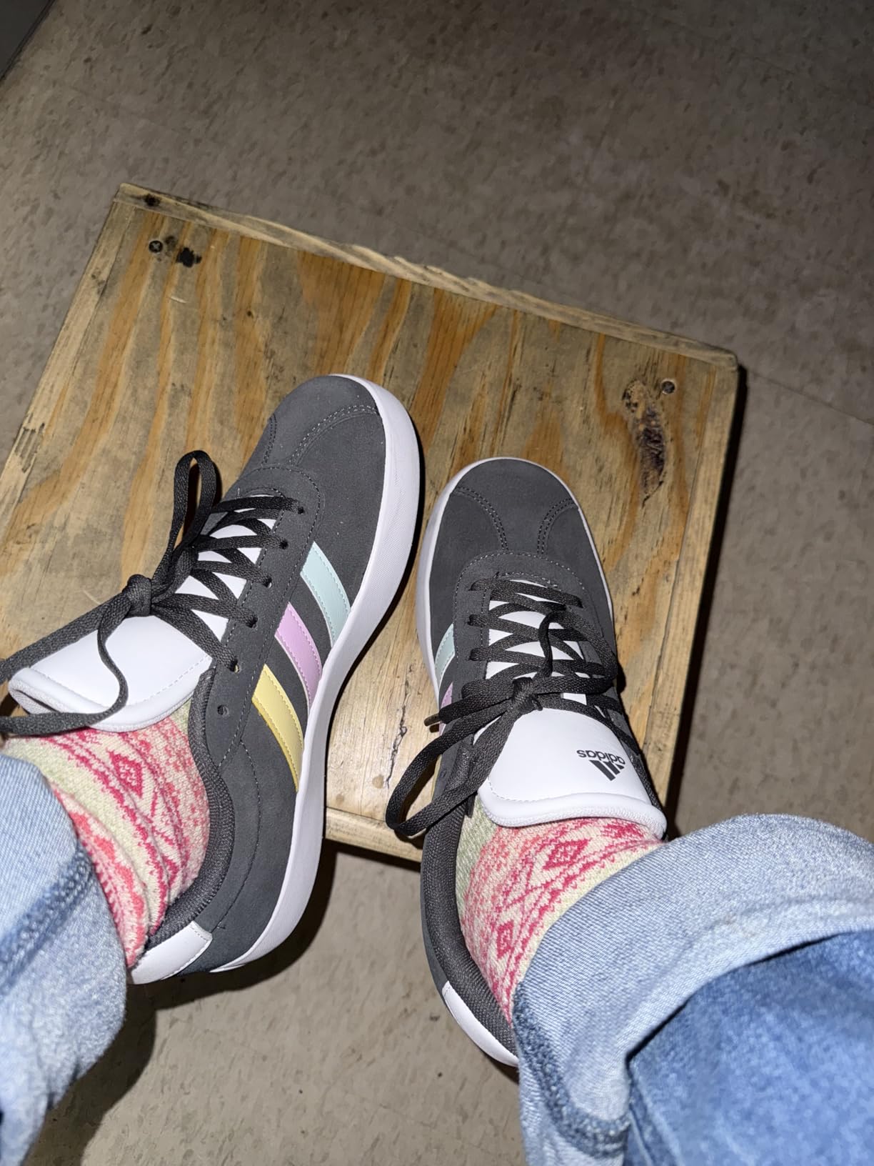 Adidas VL Court 3.0 kids sneakers showing classic suede upper with three stripes design and skateboarding-inspired styling