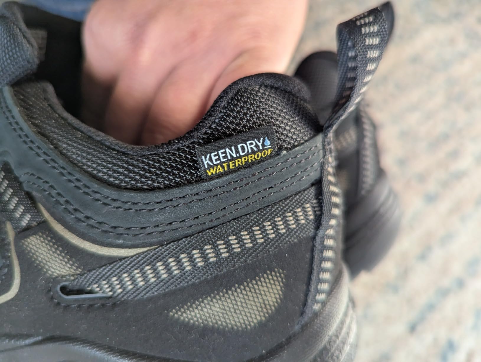 KEEN Men's Targhee IV waterproof hiking shoe front view