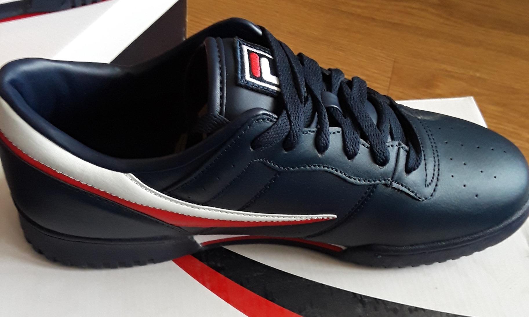 Fila Men's Original Fitness sneaker heel counter detail and back construction