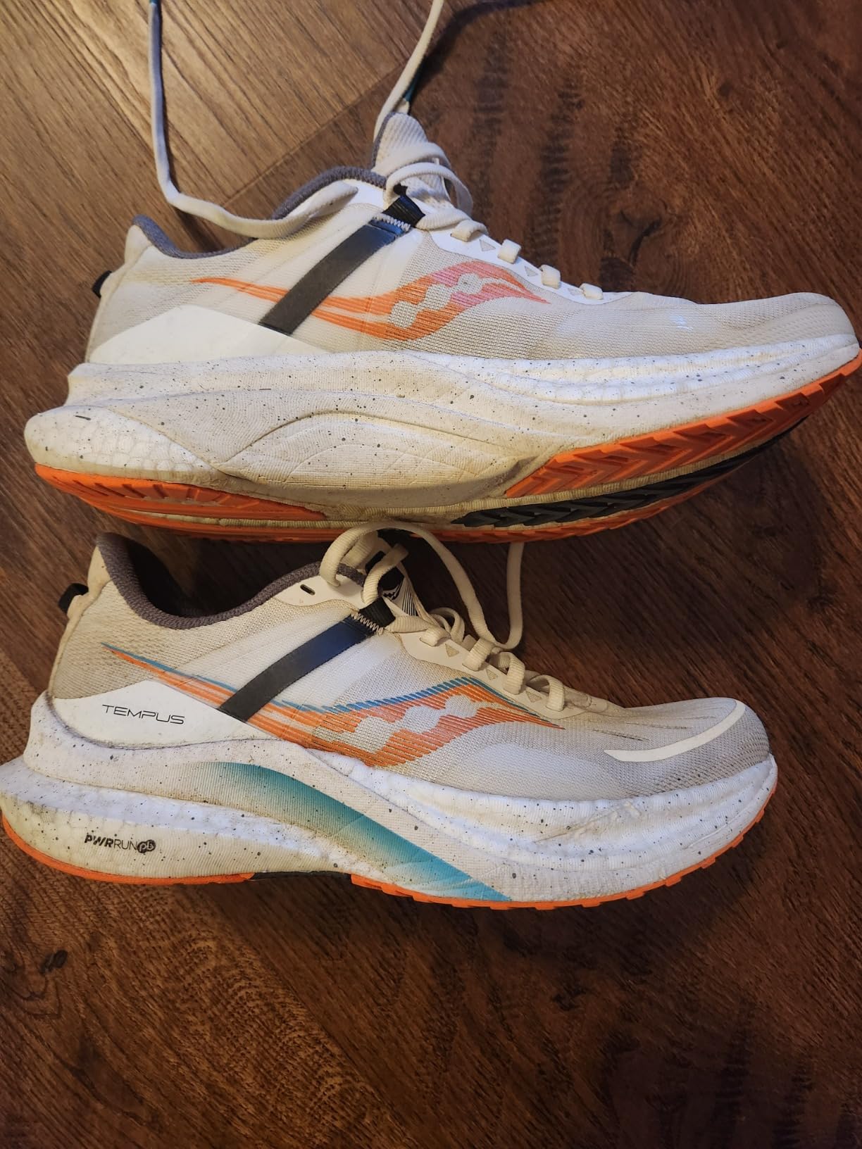 Saucony Men's Tempus stability running shoe showing PWRRUN PB midsole technology