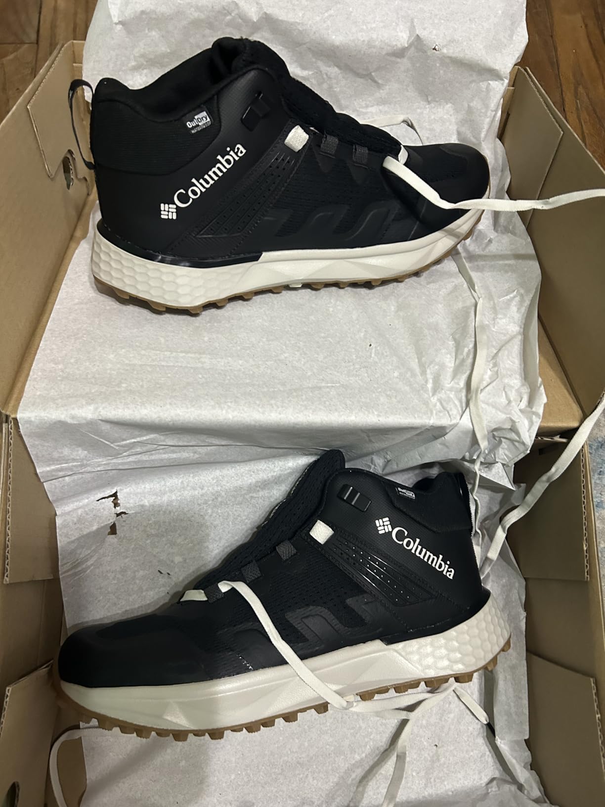 Columbia Facet 75 Mid on rocky terrain showing grip and stability performance