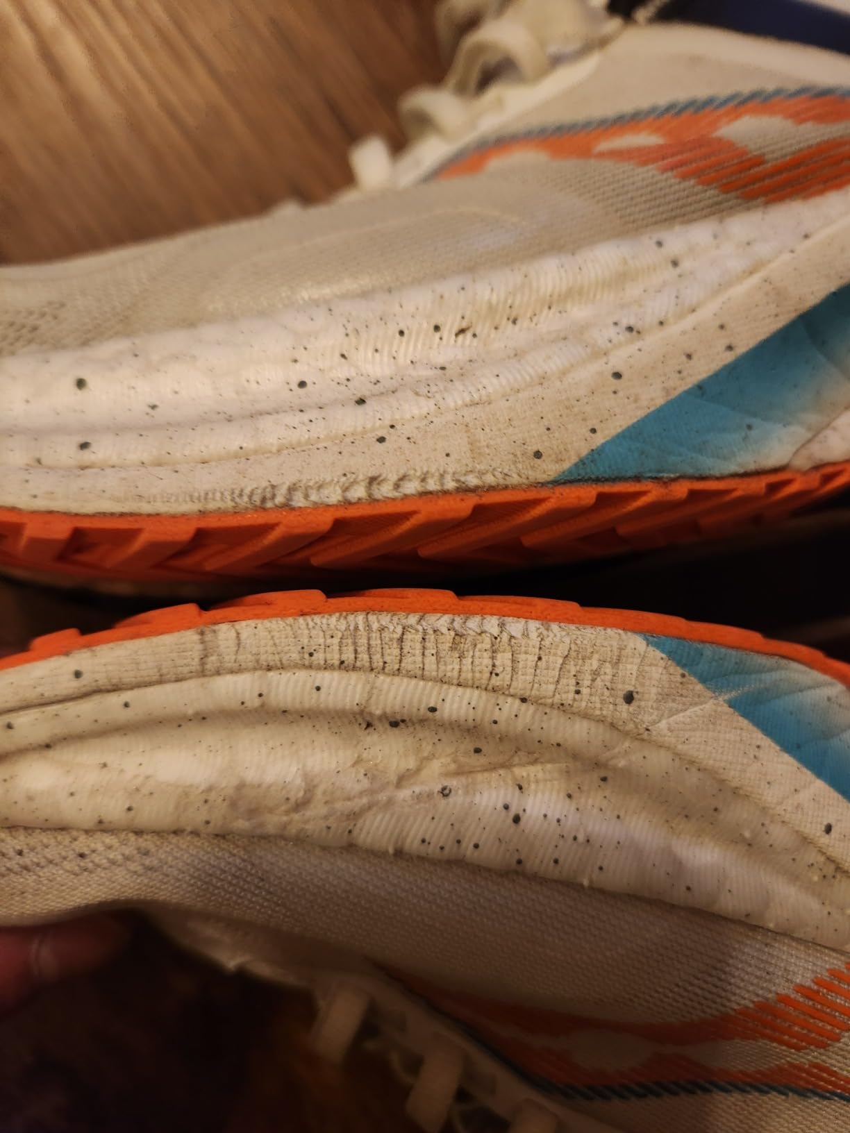 Saucony Tempus midsole design showing deeper contouring and PWRRUN support frame