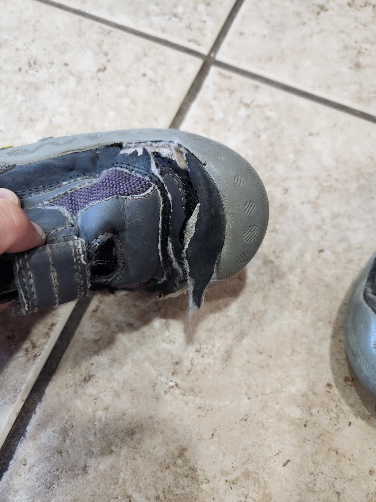Mishansha hiking boot durability testing showing real-world wear patterns and common failure points after extended use