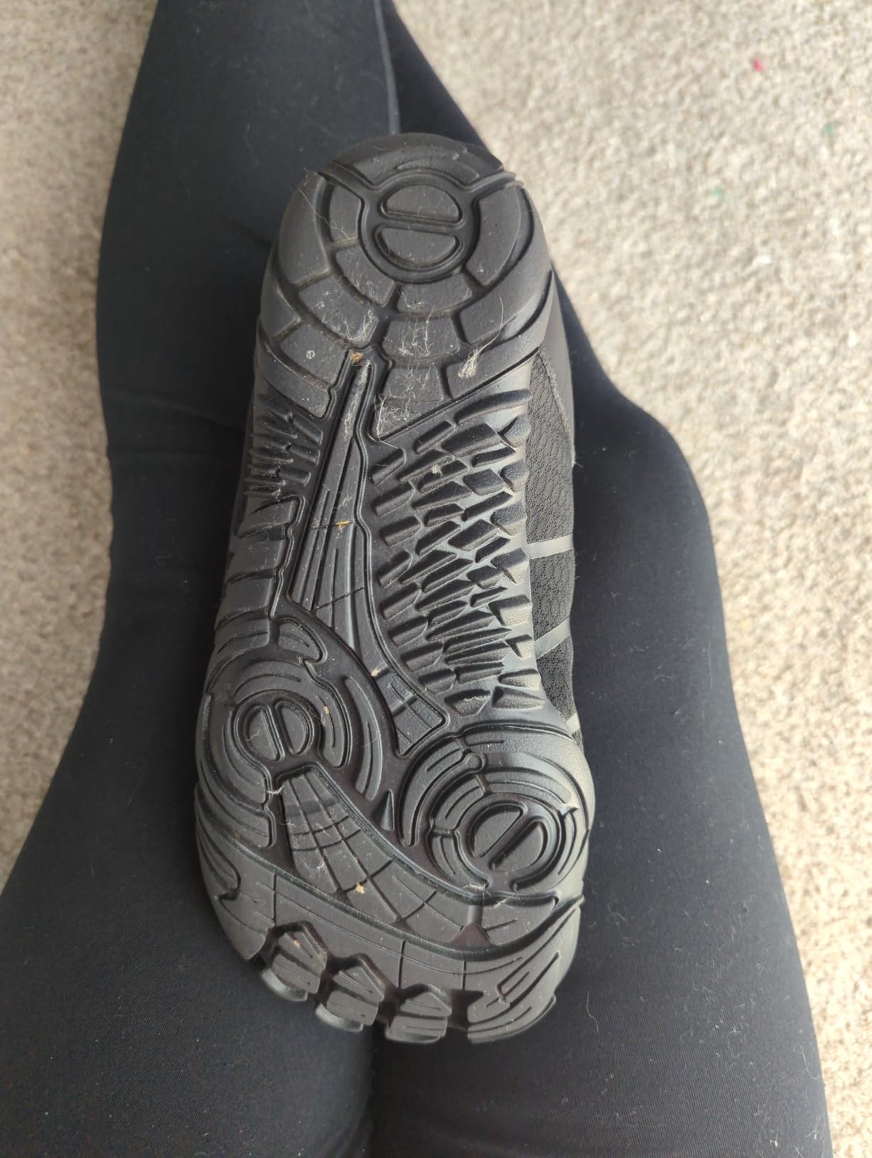MIFAWA Barefoot Shoes during gym workout showing flexible ground contact and stability