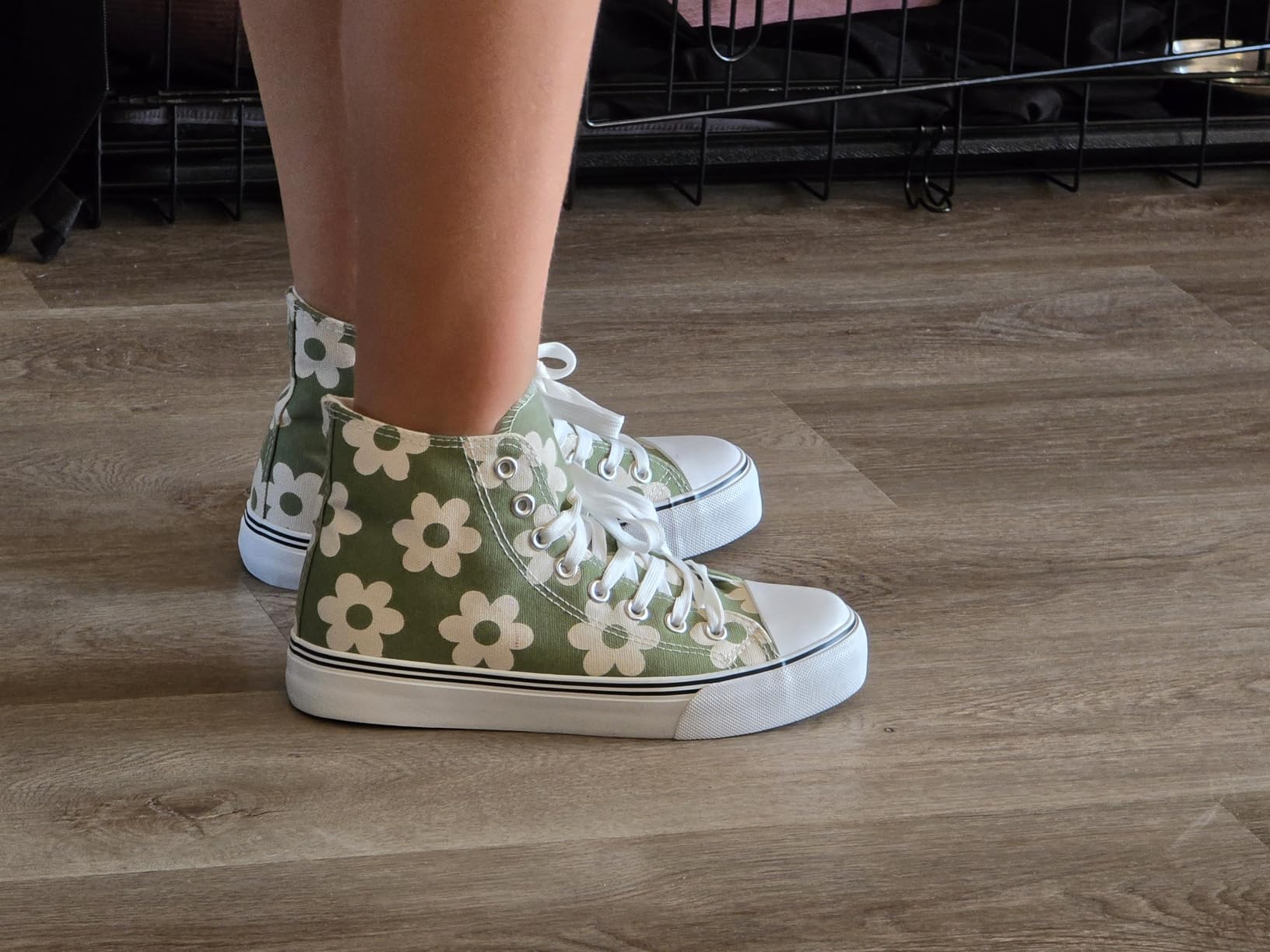 kufeiti canvas sneakers worn in daily life showing comfort and practical casual use