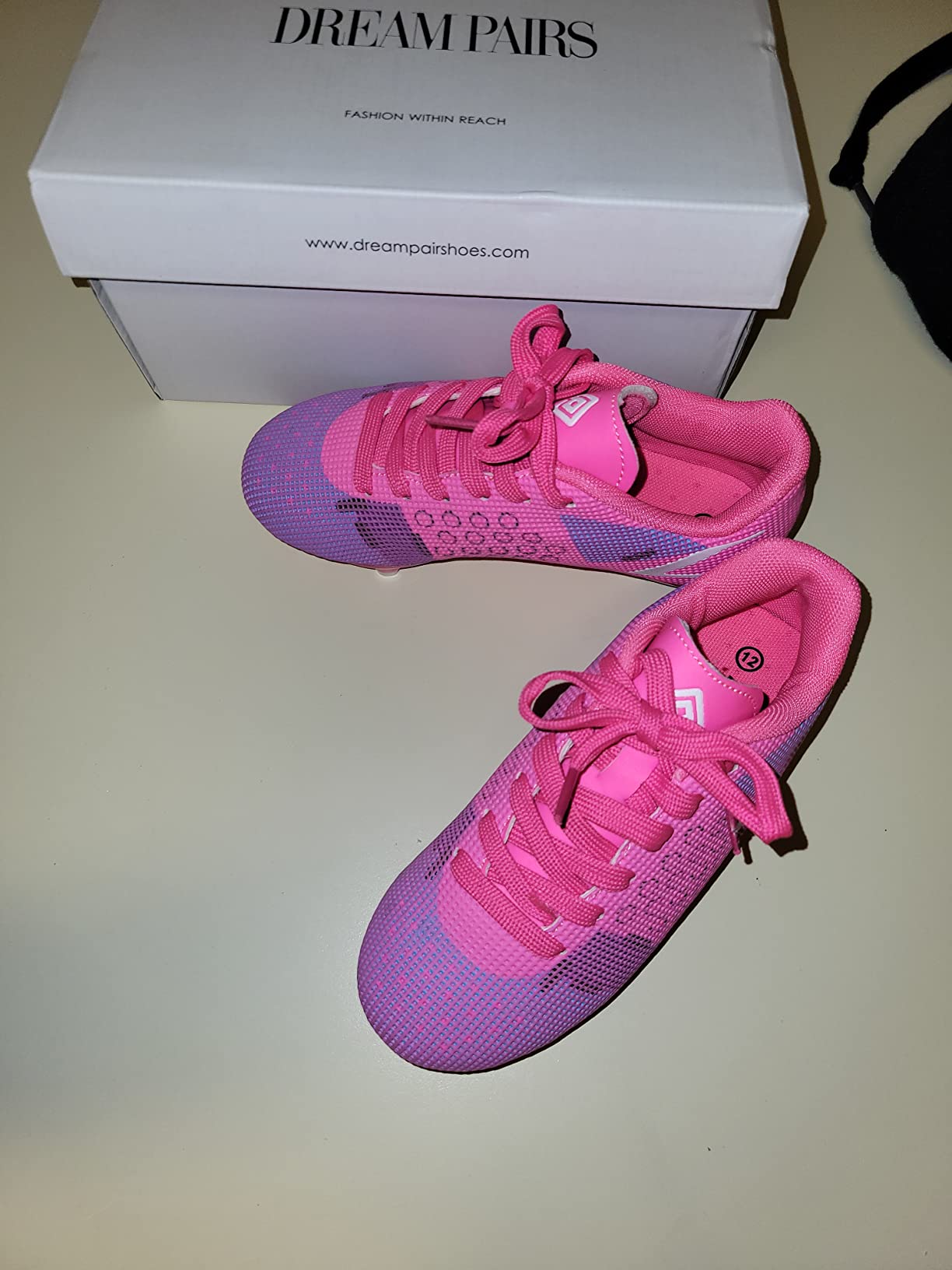 DREAM PAIRS kids soccer cleats mesh interior and comfort features inside view breathability